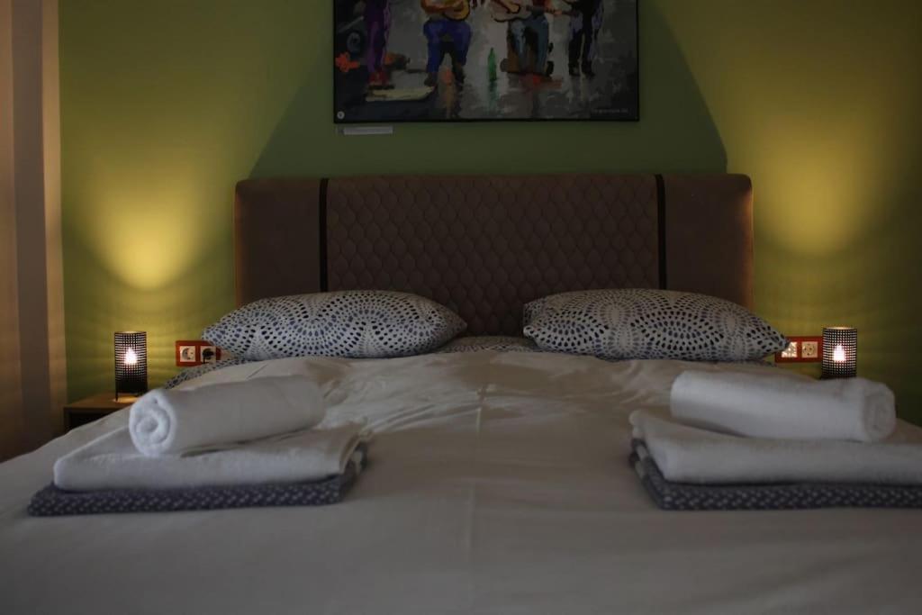 Agnes Apartment Filopappou Атина Екстериор снимка